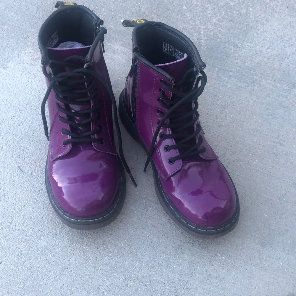 DR. MARTENS Big Girl  Purple Leather Boots Size 3M